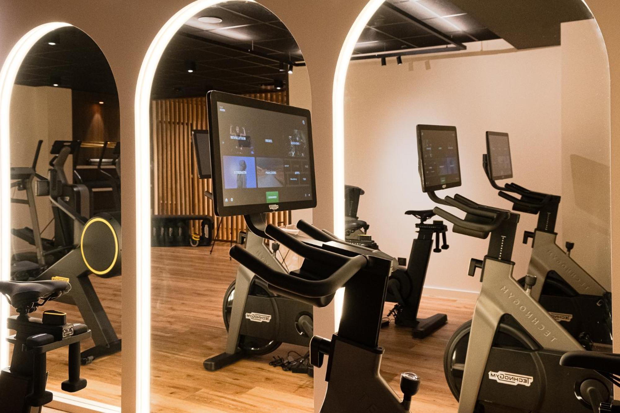 Mercure Saint-Lary 외부 사진
