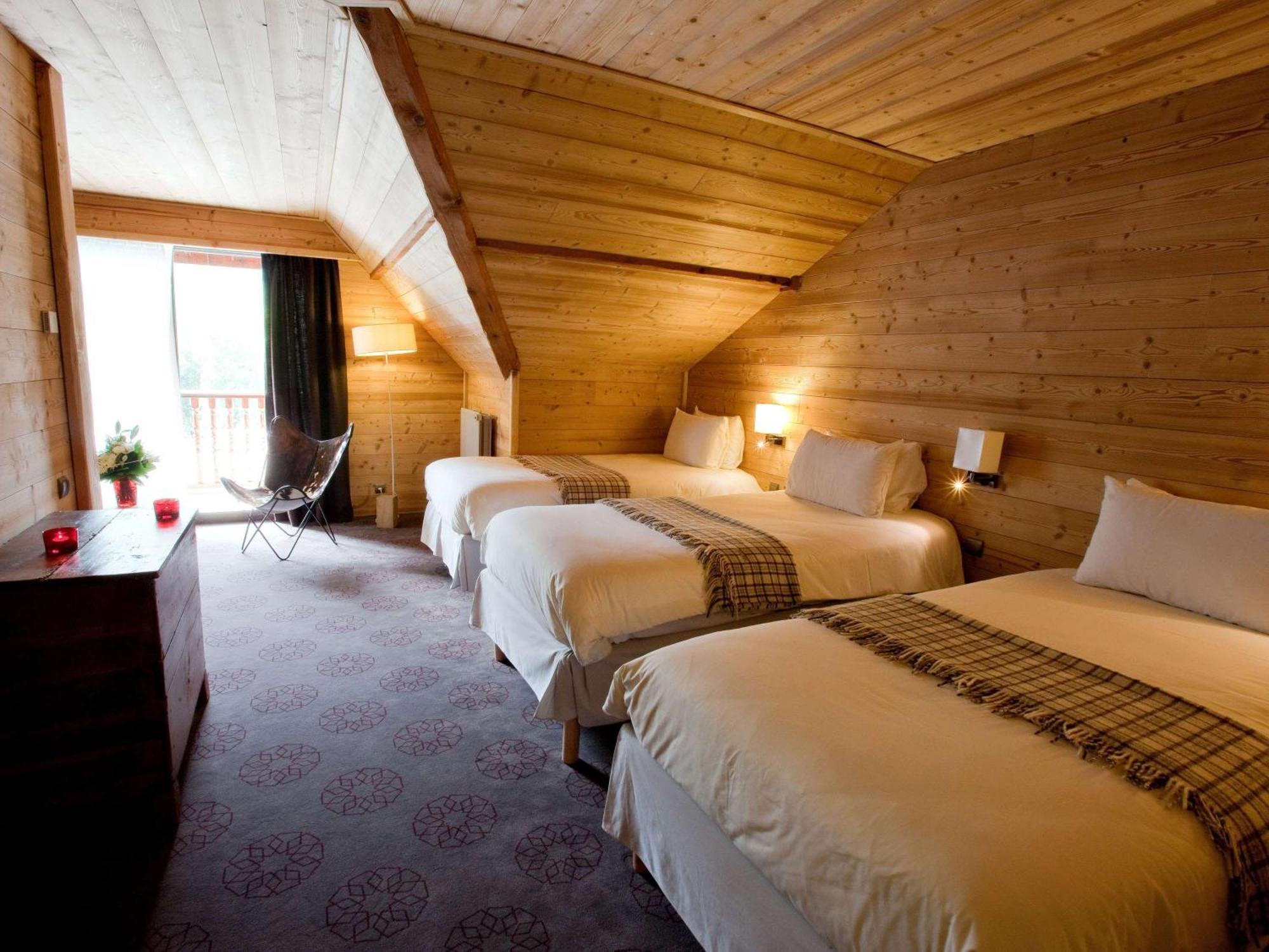 Mercure Saint-Lary 외부 사진