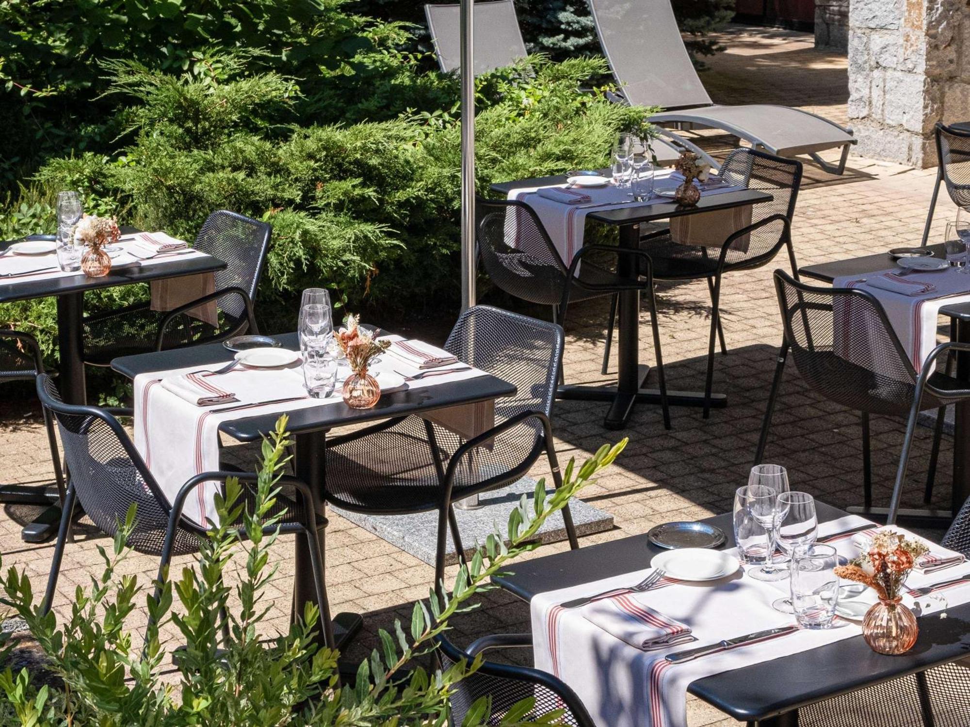 Mercure Saint-Lary 외부 사진