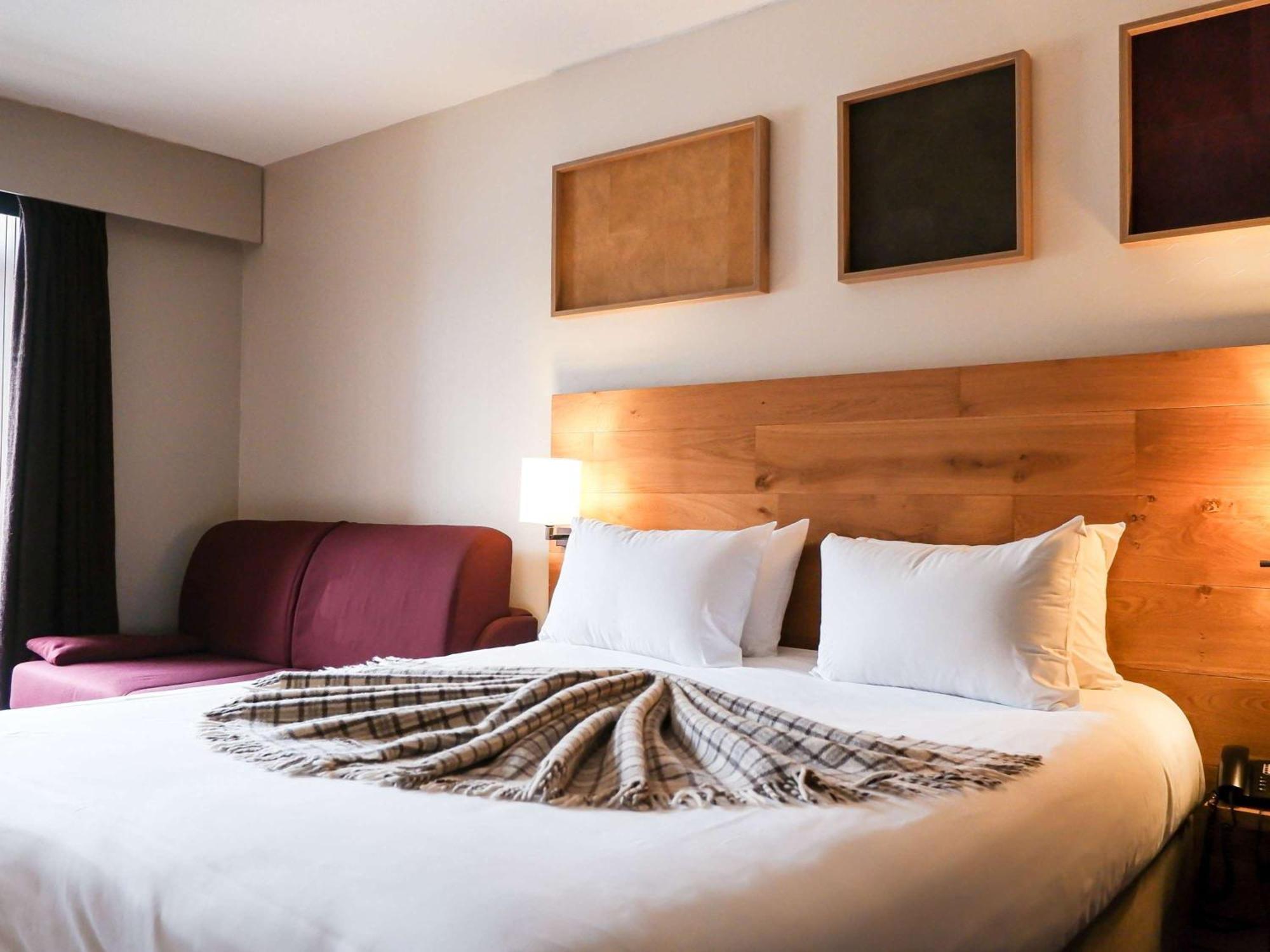 Mercure Saint-Lary 외부 사진