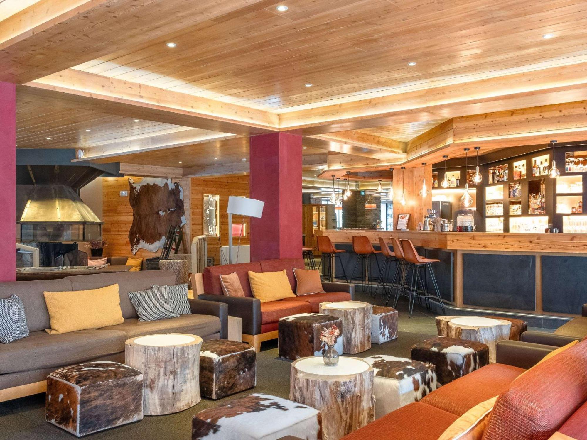 Mercure Saint-Lary 외부 사진