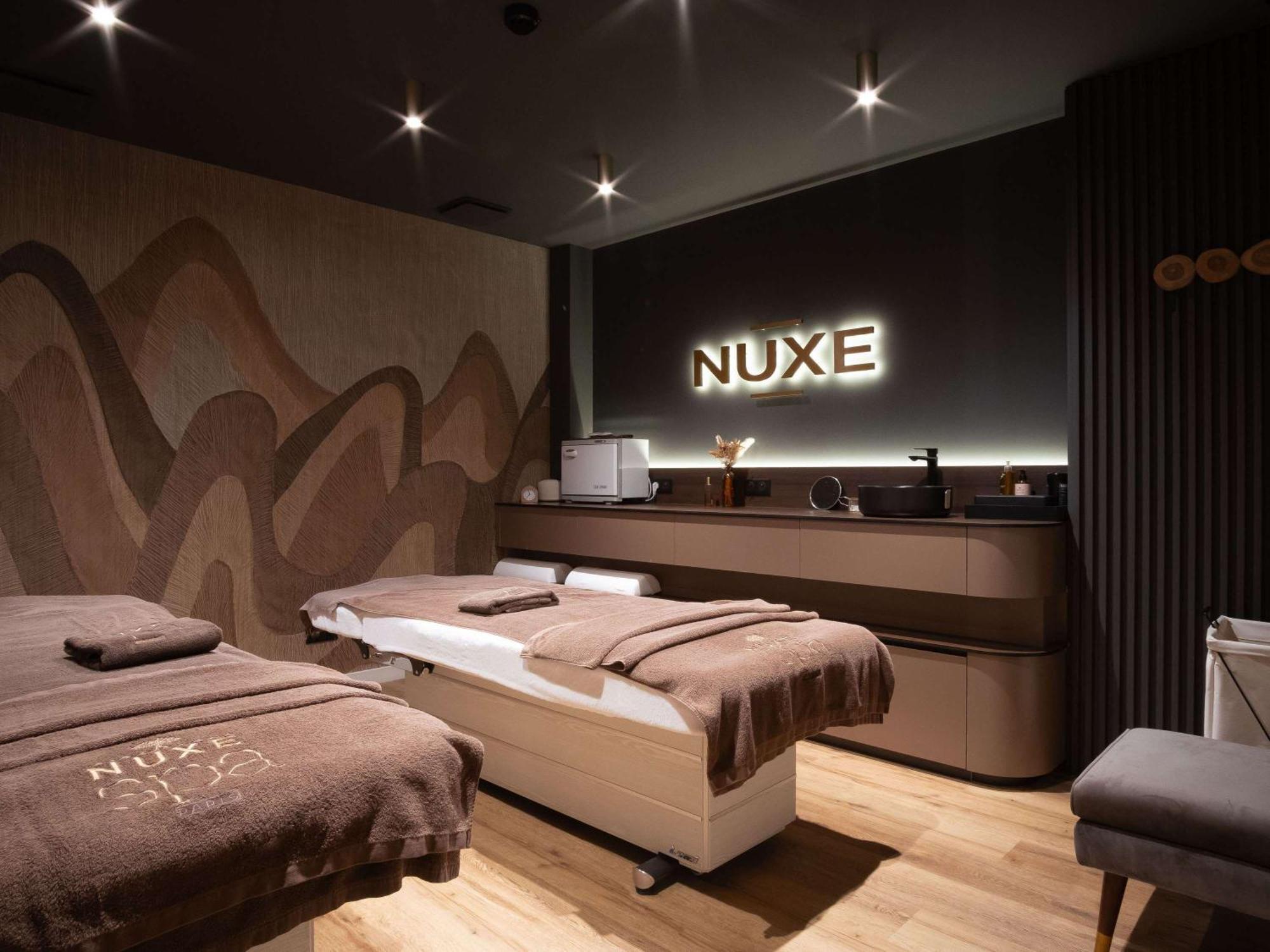 Mercure Saint-Lary 외부 사진